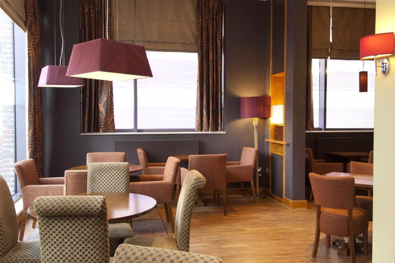 Premier Inn London City Экстерьер фото